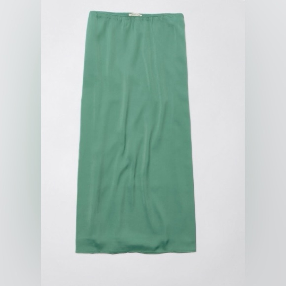 AE Midi Skirt